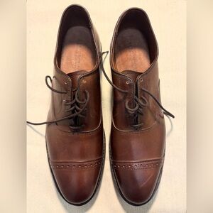 Allen Edmonds NWOB Sz 9.5 Fifth Avenue Cap Derby 
Brown Leather Men's Shoes